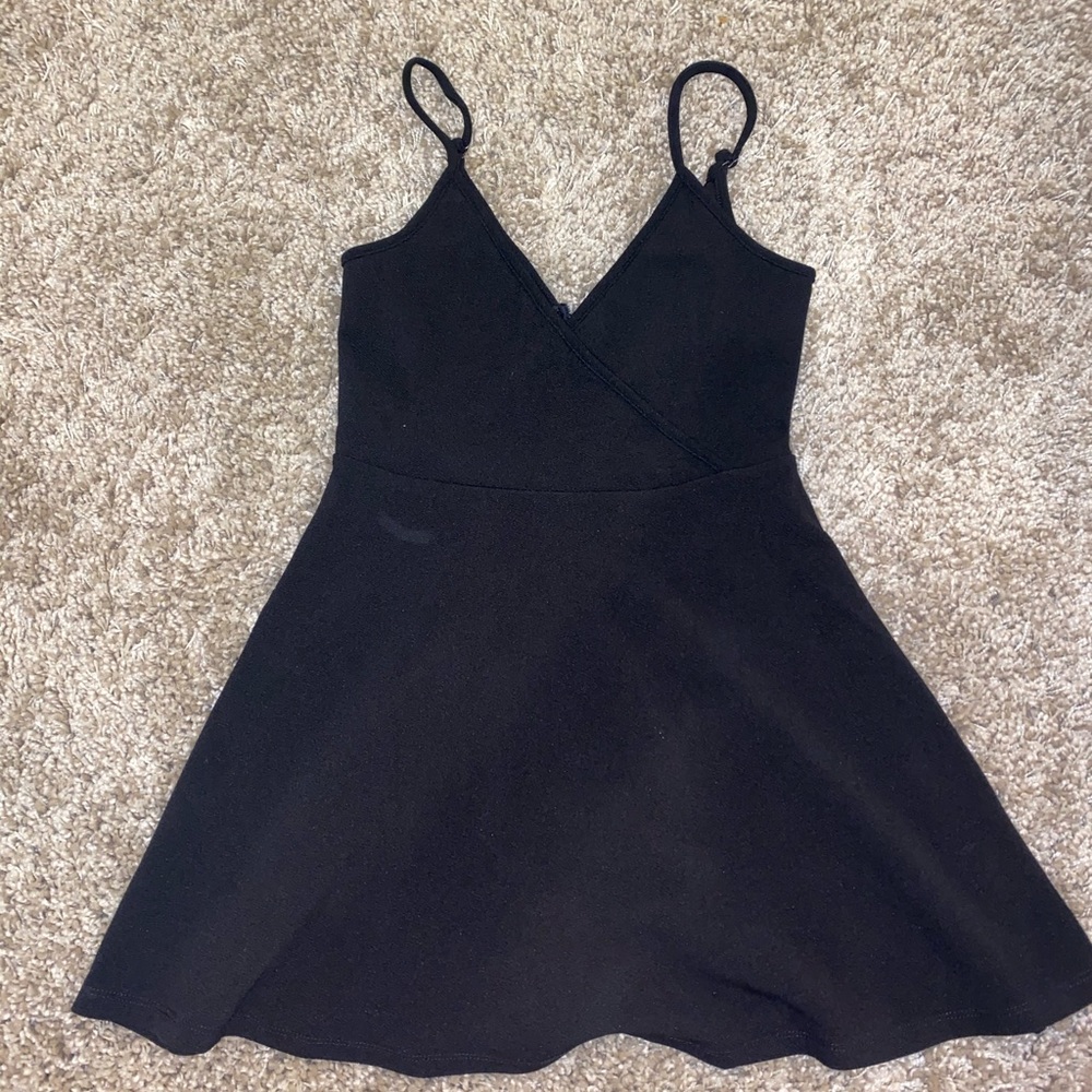 Black dress size medium
